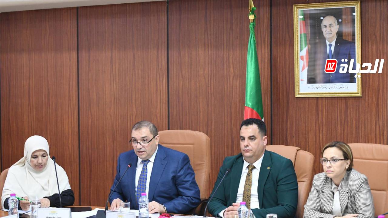 وزير العدل يعرض مشروع قانون التعبئة العامة أمام لجنة الشؤون القانونية بالمجلس الشعبي الوطني