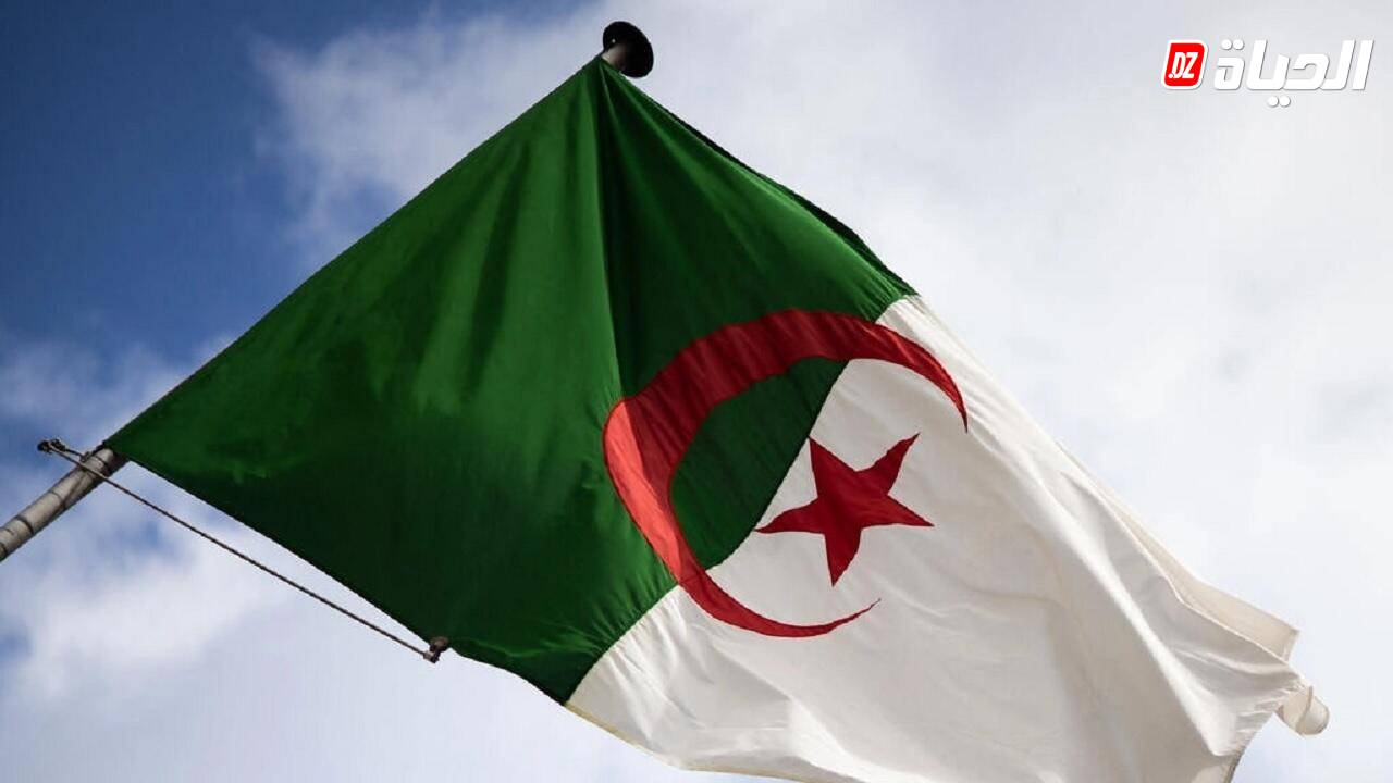 إنهاء مهام عدد من السفراء والقناصل الجزائريين بالخارج