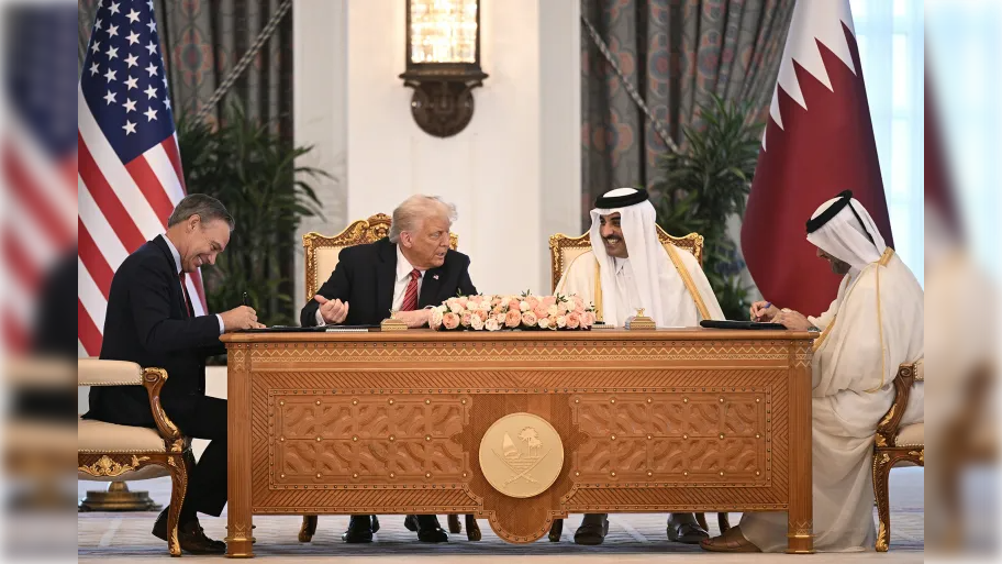 البيت الأبيض يصحح تصريحات ترمب بشأن صفقة بوينغ مع الخطوط القطرية