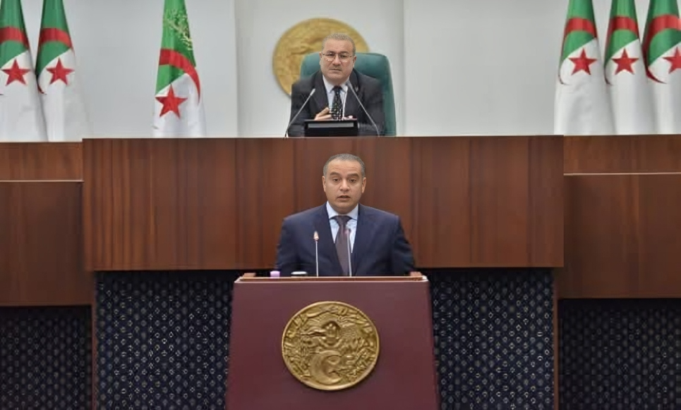 صادي: تبنينا نظرة واقعية لتحقيق احتراف حقيقي في كرة القدم الجزائرية