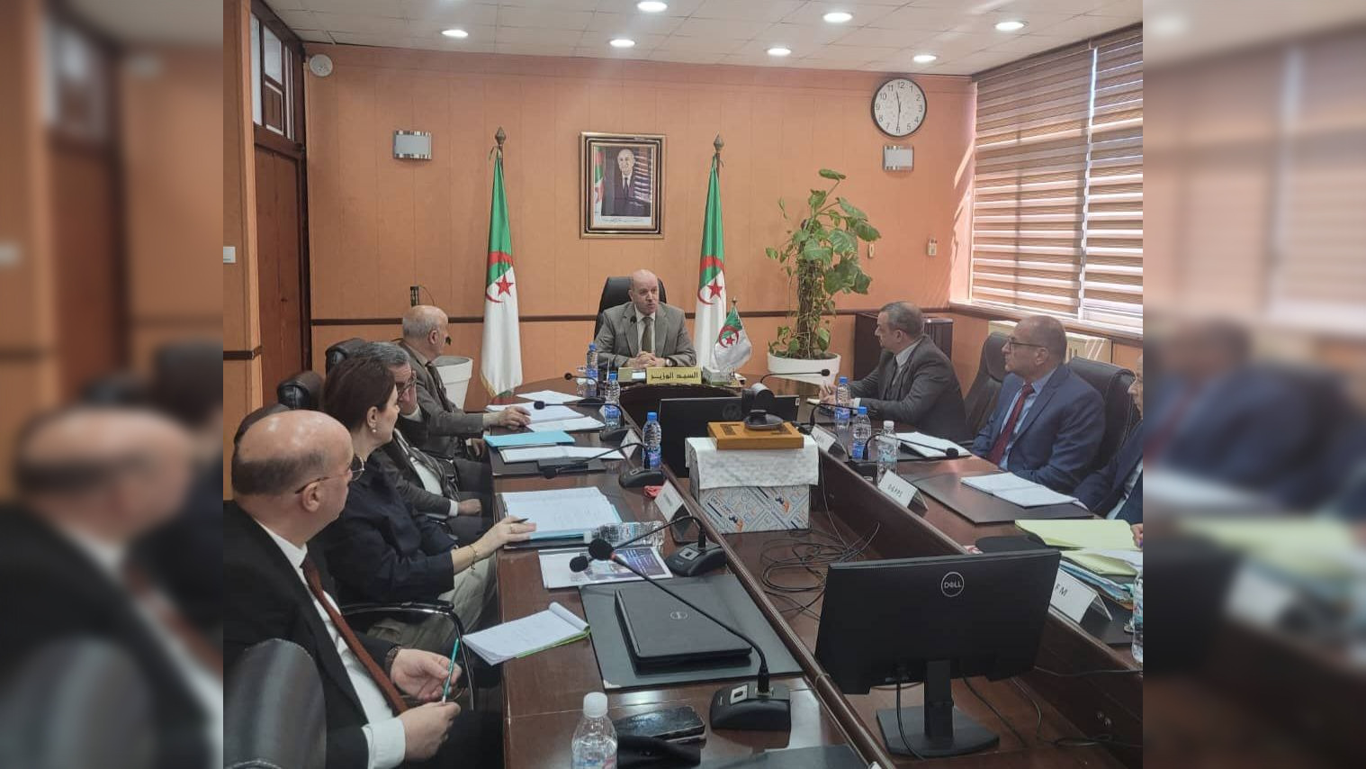 وزير الصحة يترأس اجتماعًا مع مديري الصحة للولايات والمؤسسات التابعة لها