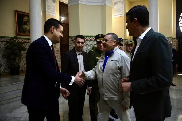 مراد يعطي إشارة انطلاق سباق العمال المنظم إحياء لليوم العالمي للعمال 01 ماي