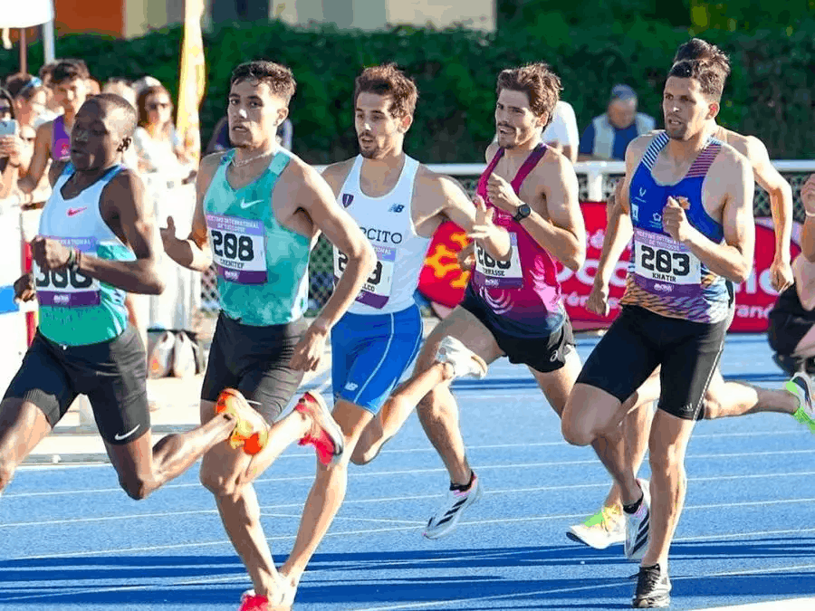 العداء الجزائري هيثم شنيتف يفوز بسباق 800 م بملتقى تولوز الدولي