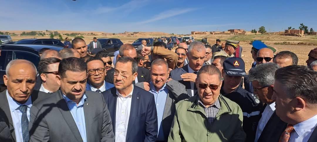 وفد وزاري هام يتنقل إلى عدد من المناطق المتضررة جراء التقلبات الجوية
