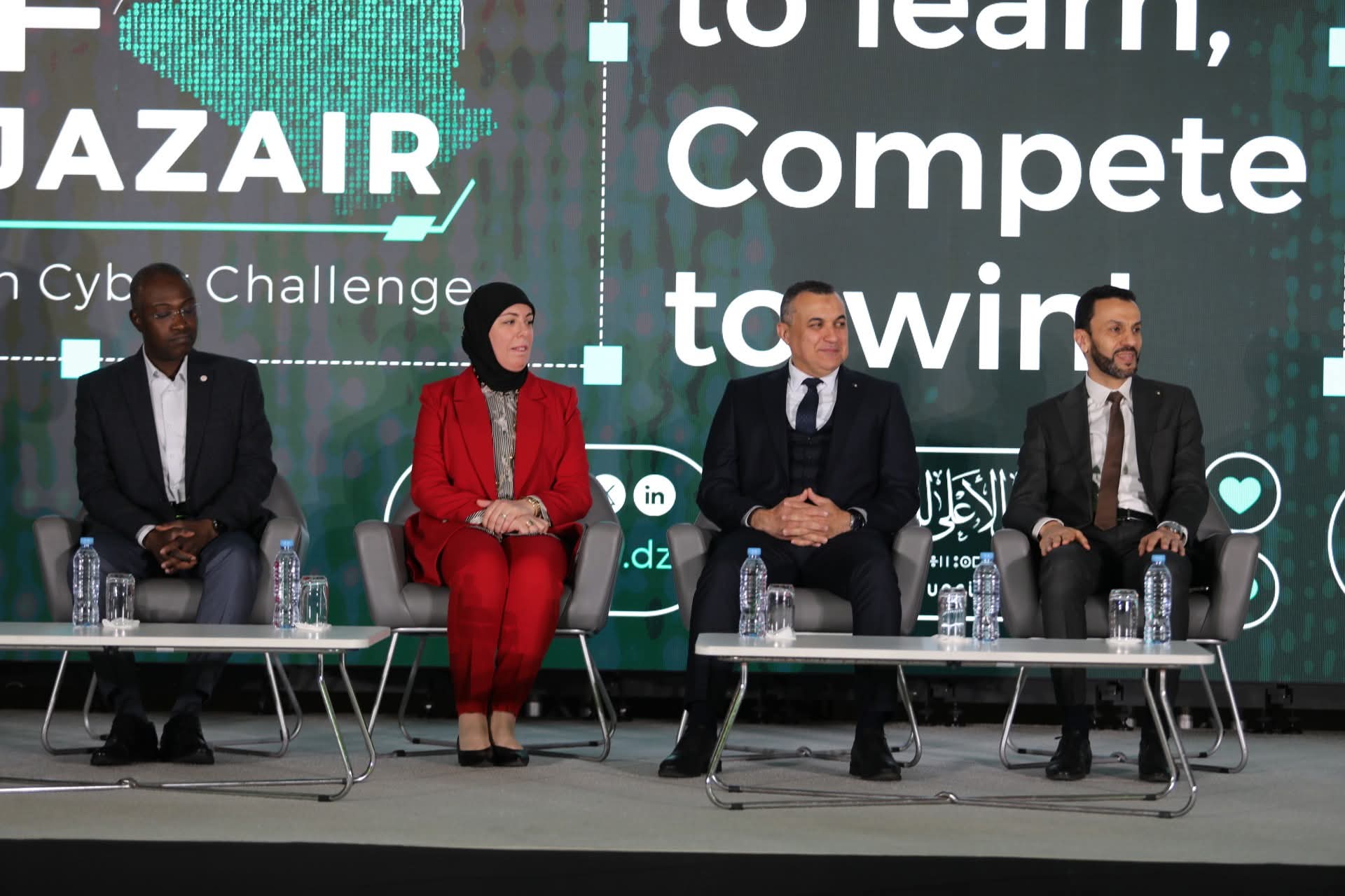 توقيع اتفاقية إطلاق برنامج “شباب تك” لتطوير المهارات الرقمية