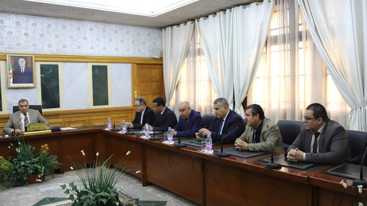 عدالة: تنصيب طارق كور مديرًا عامًا للديوان الوطني لمكافحة المخدرات وإدمانها