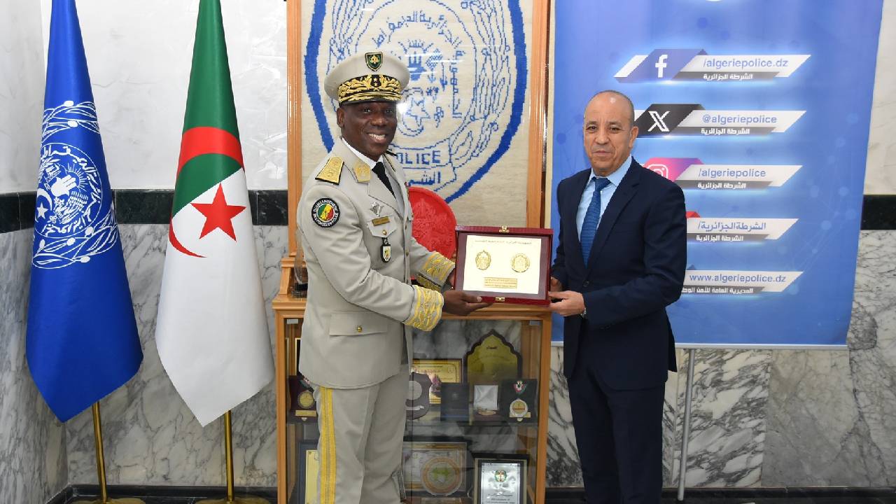 علي بداوي يتباحث مع نظيره الكونغولي سبل تعزيز التعاون الثنائي