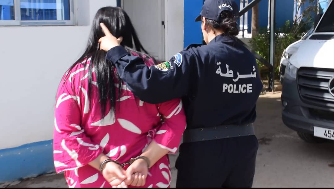 شرطة عين الدفلى: الاطاحة بمشعوذة تستعمل طقوس السحر لسرقة ضحاياها