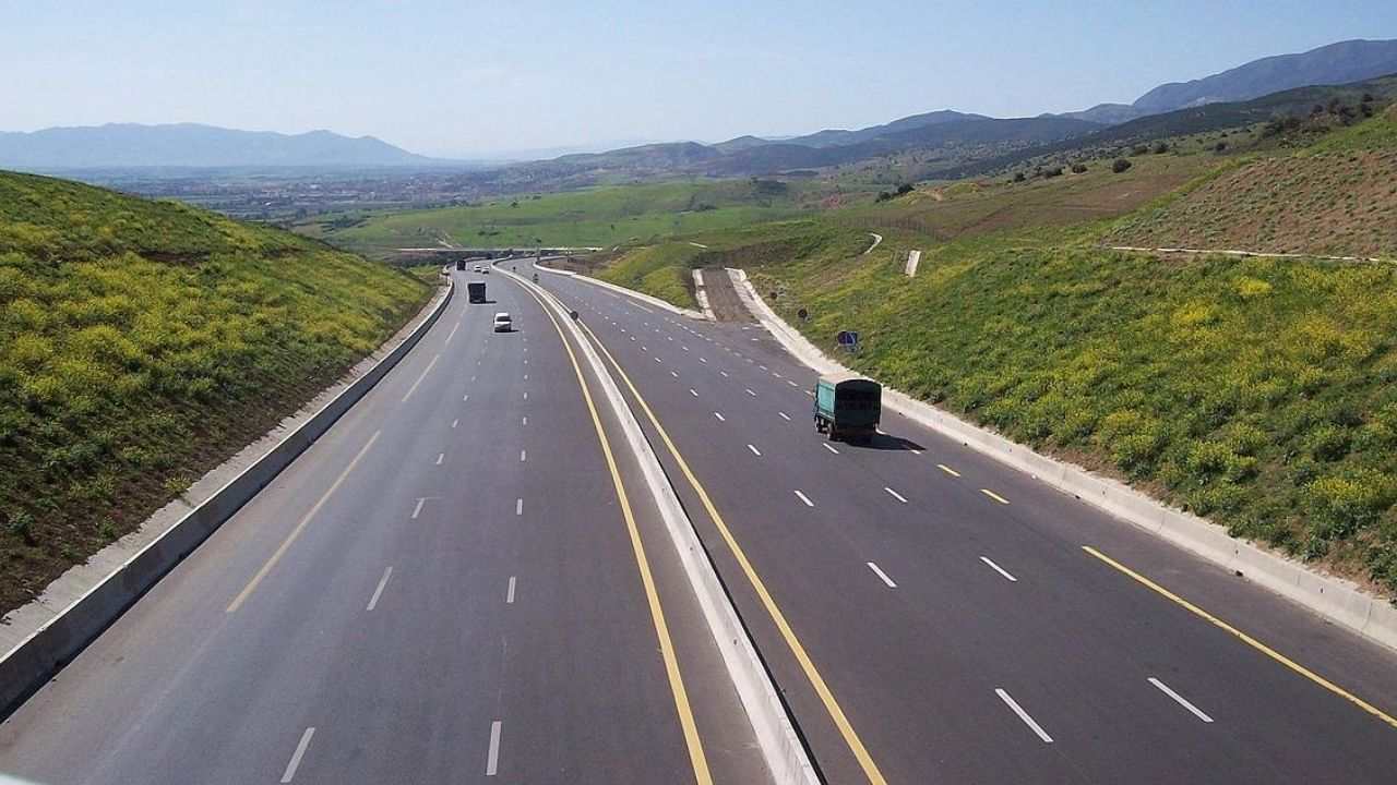 خدمة هامة تدخل حيّز الخدمة في الطريق السيار شرق – غرب