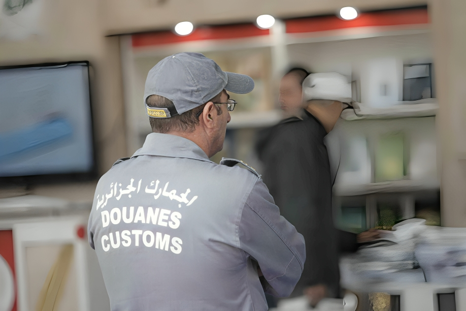 مطار سطيف: حجز كبير مهرّب من فرنسا