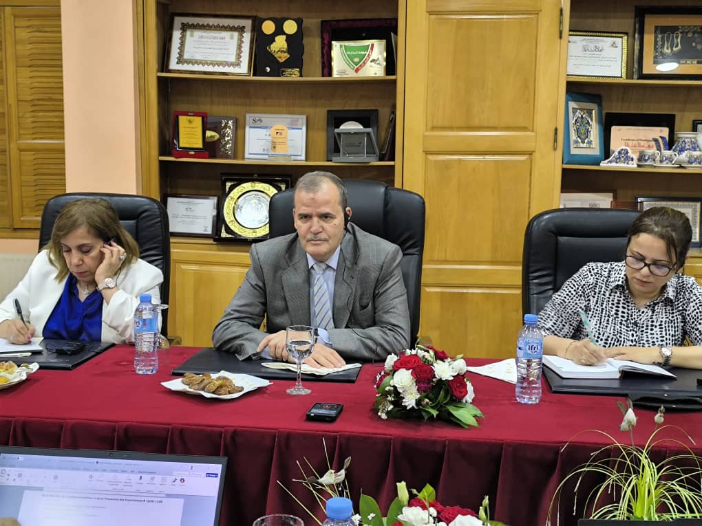 رزيق يبحث تطور السياسة التجارية الجزائرية مع خبراء صندوق النقد الدولي