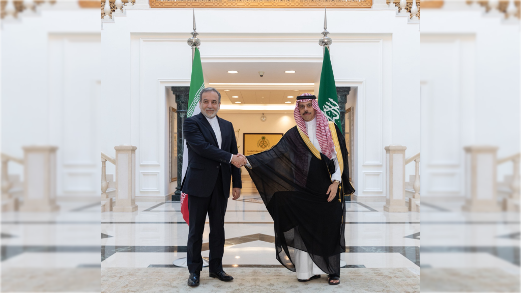 السعودية ترفض الحرب و تدعو للتحاور مع إيران