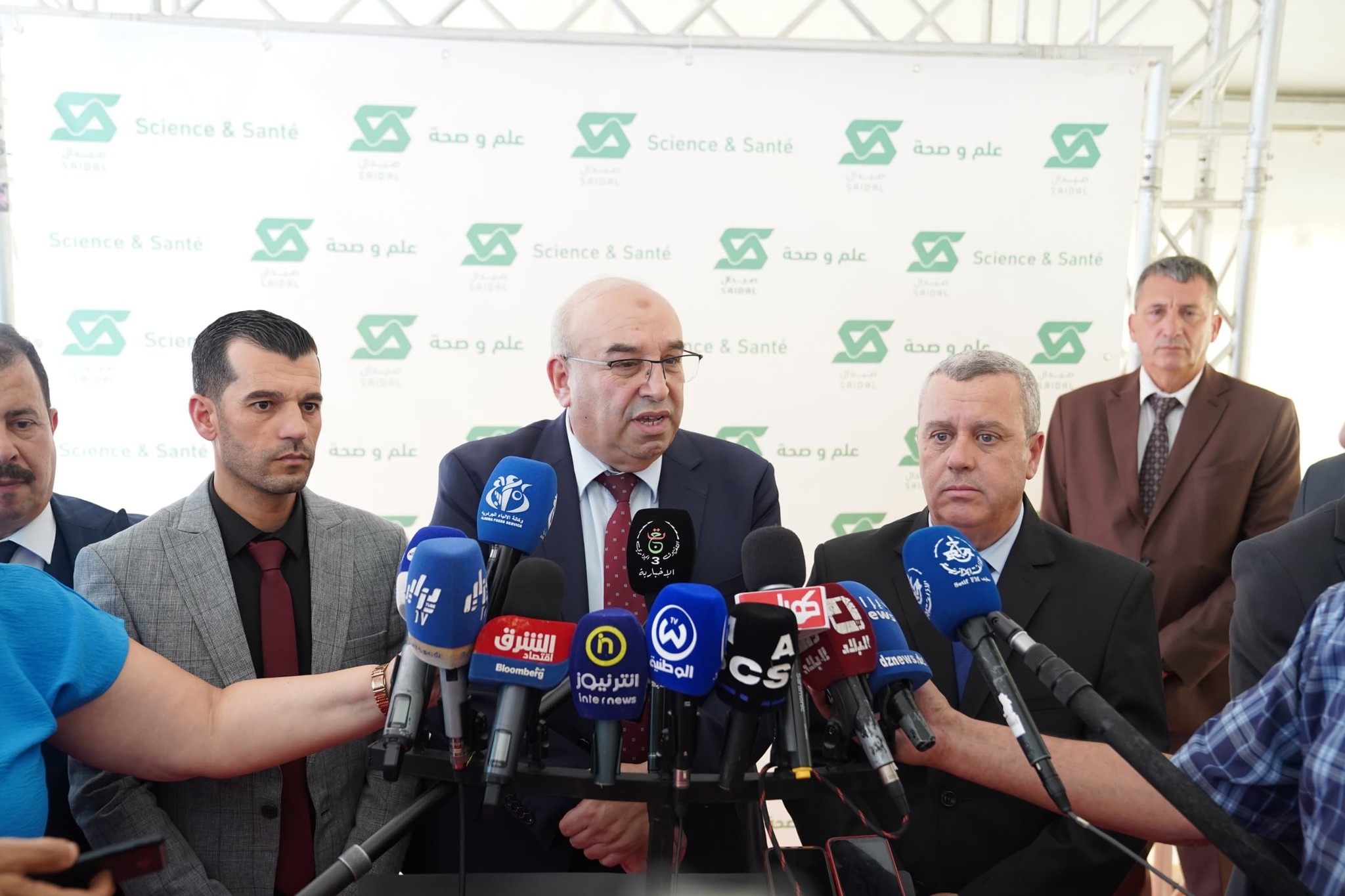 إطلاق مشروع لإنتاج أدوية السرطان