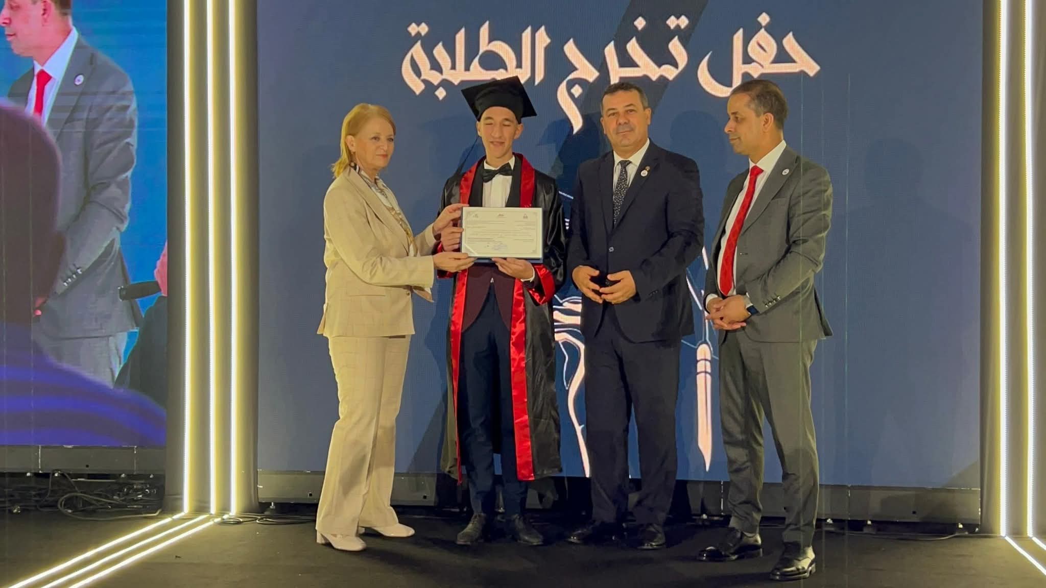 مداحي تشرف على تخرج الدفعة ال9 لطلبة المدرسة الوطنية للفندقة والإطعام