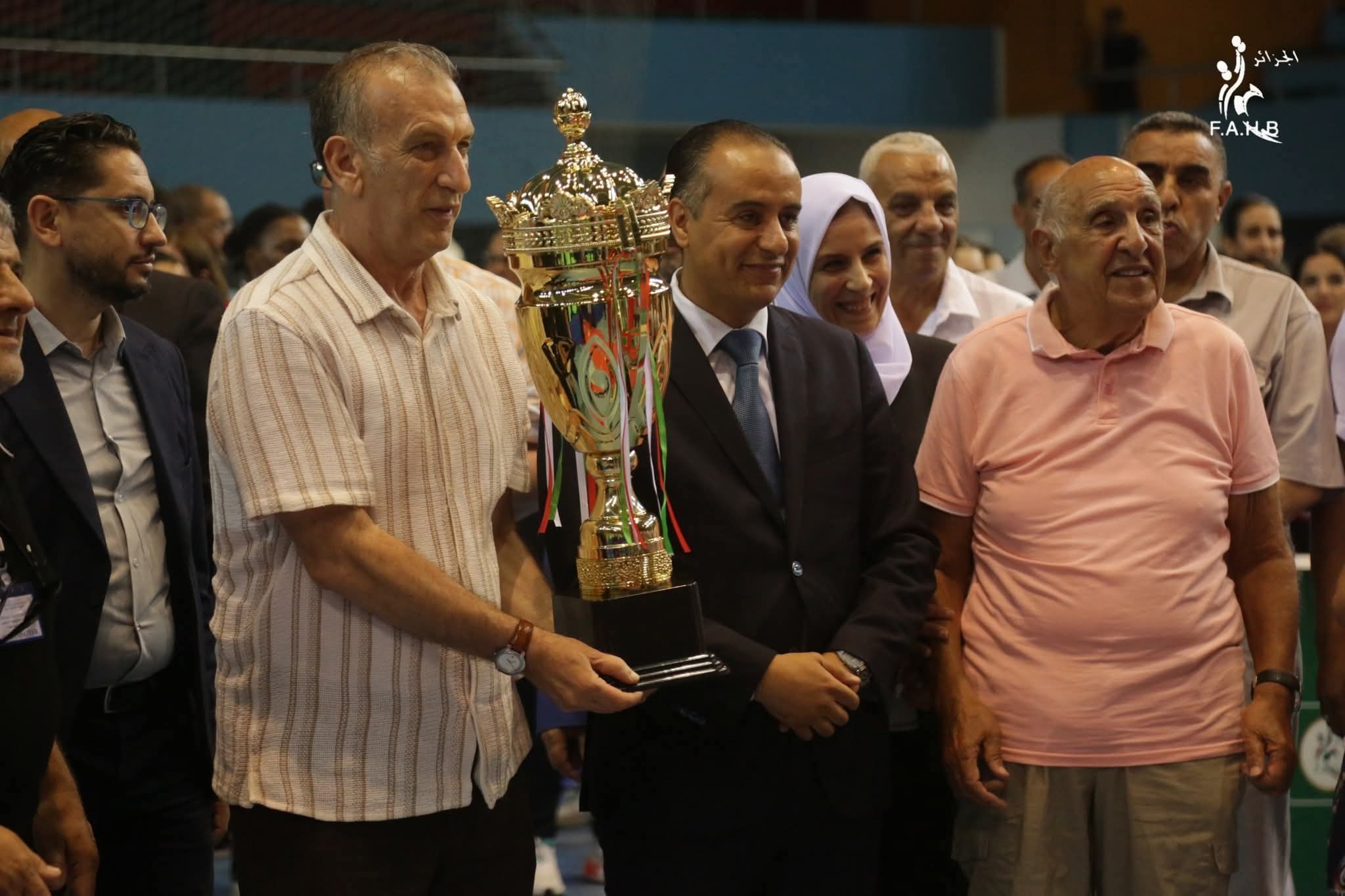 نادي الأبيار يتوّج بثنائية كأس الجزائر لكرة اليد رجال وسيدات