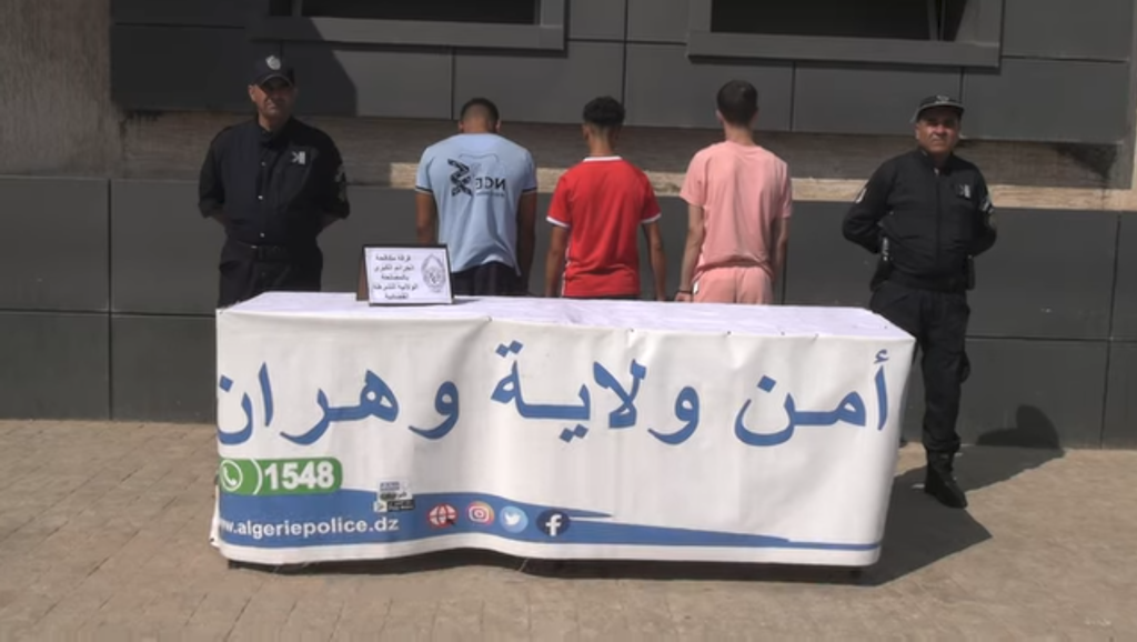 وهران: توقيف عصابة اعتدت على مواطن