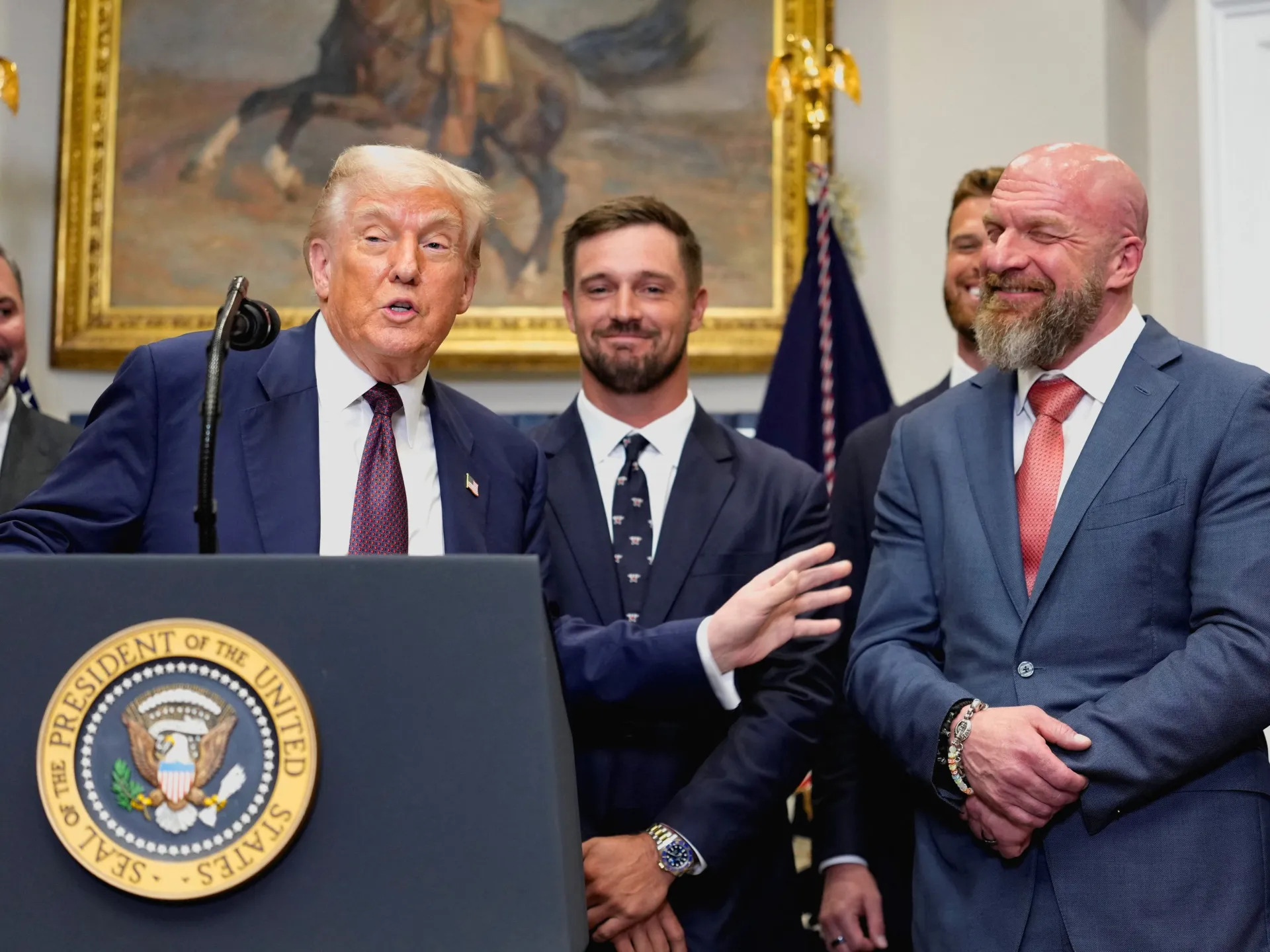 ترامب يعيّن أسطورة “WWE” في مجلس الرياضة واللياقة الأميركي