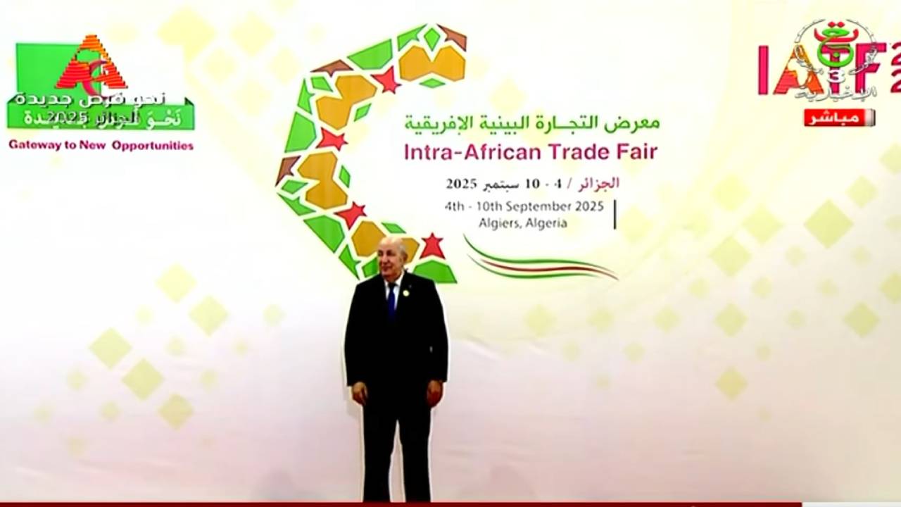 الرئيس تبون يصل للمركز الدولي للمؤتمرات للإشراف على افتتاح معرض التجارة البينية