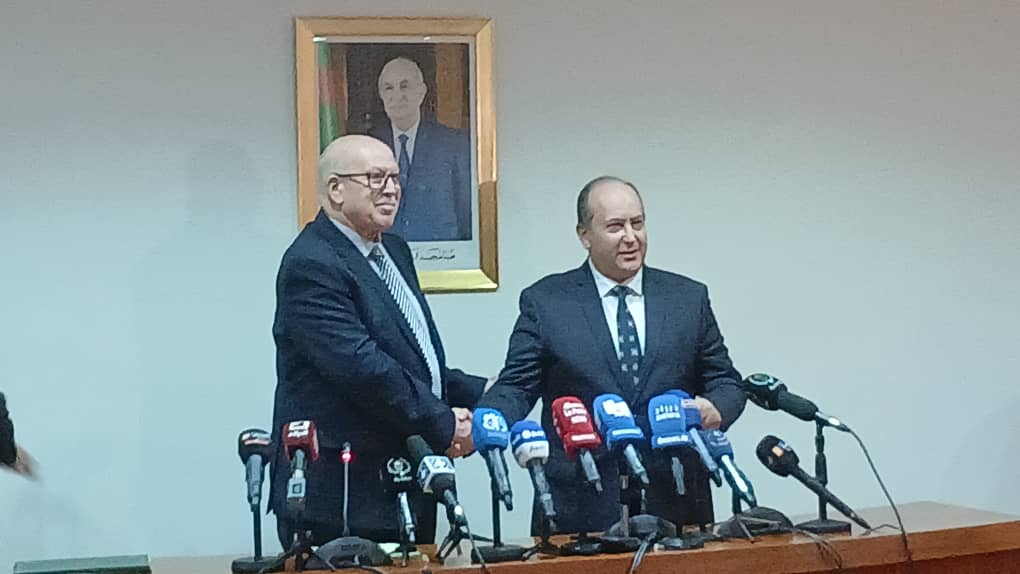 يحي بشير يتعهد بتسريع وتيرة الأداء الصناعي وتنفيذ تعليمات الرئيس تبون