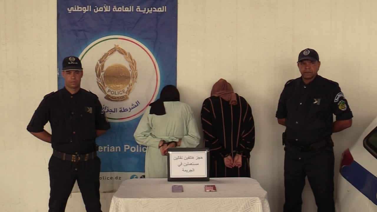 الشرطة توقف فتاتين تحرّضان على الدعارة عبر “الإنستغرام”