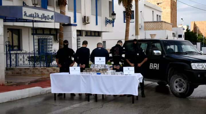 تبسة: حجز 40 كلغ من الكيف وتوقيف 3 أشخاص