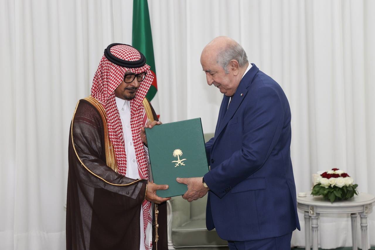 الرئيس تبون يتسلّم رسالة من ولي العهد السعودي محمد بن سلمان