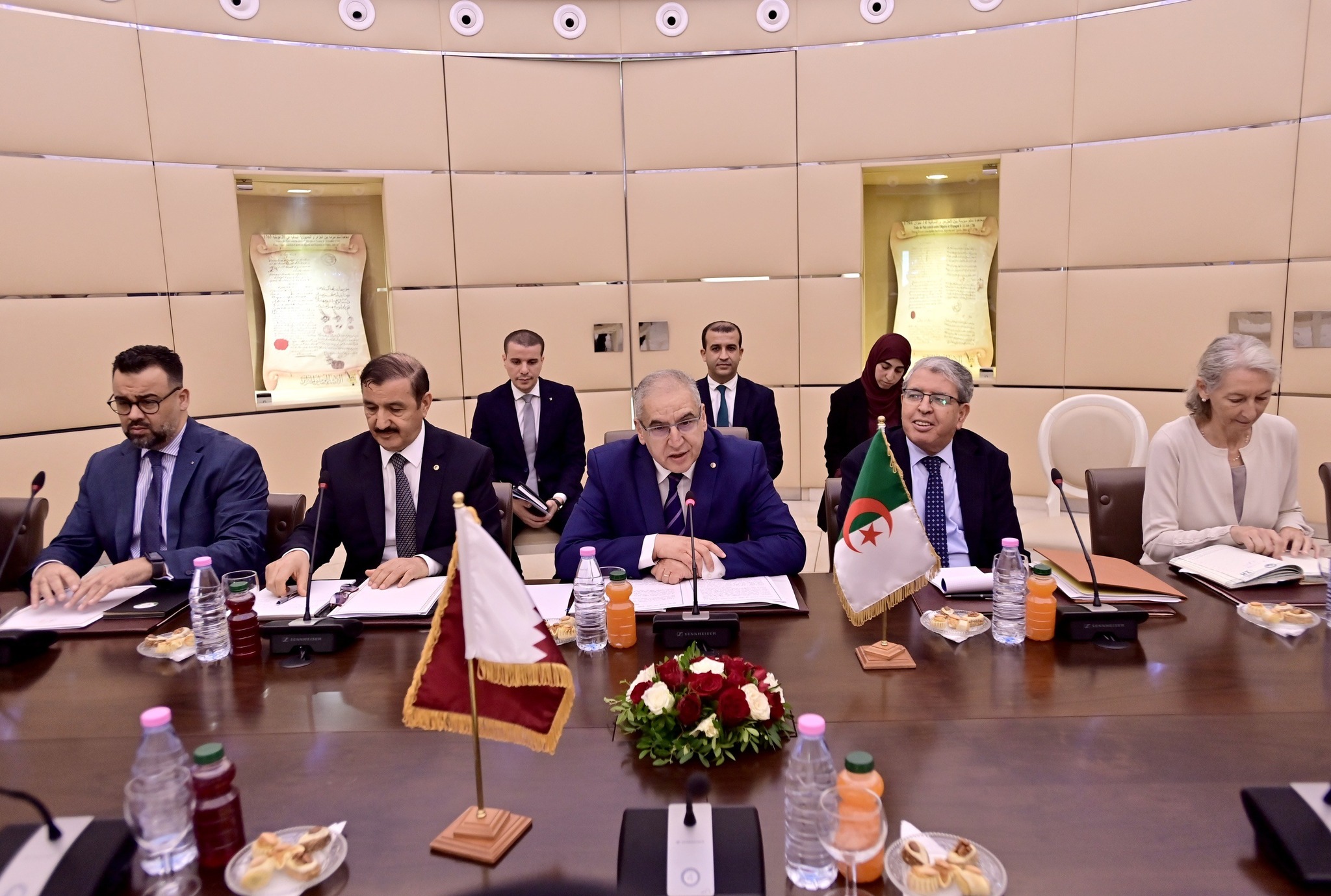 إنعقاد الدورة الـ2 للمشاورات السياسية الجزائرية-القطرية